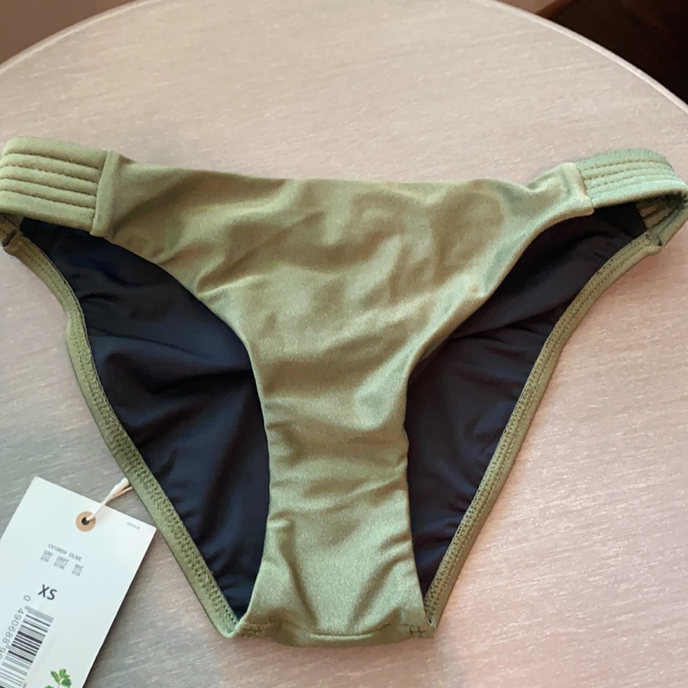 Chelsea & Violet Swim Bikini Set - Picture 4 of 7